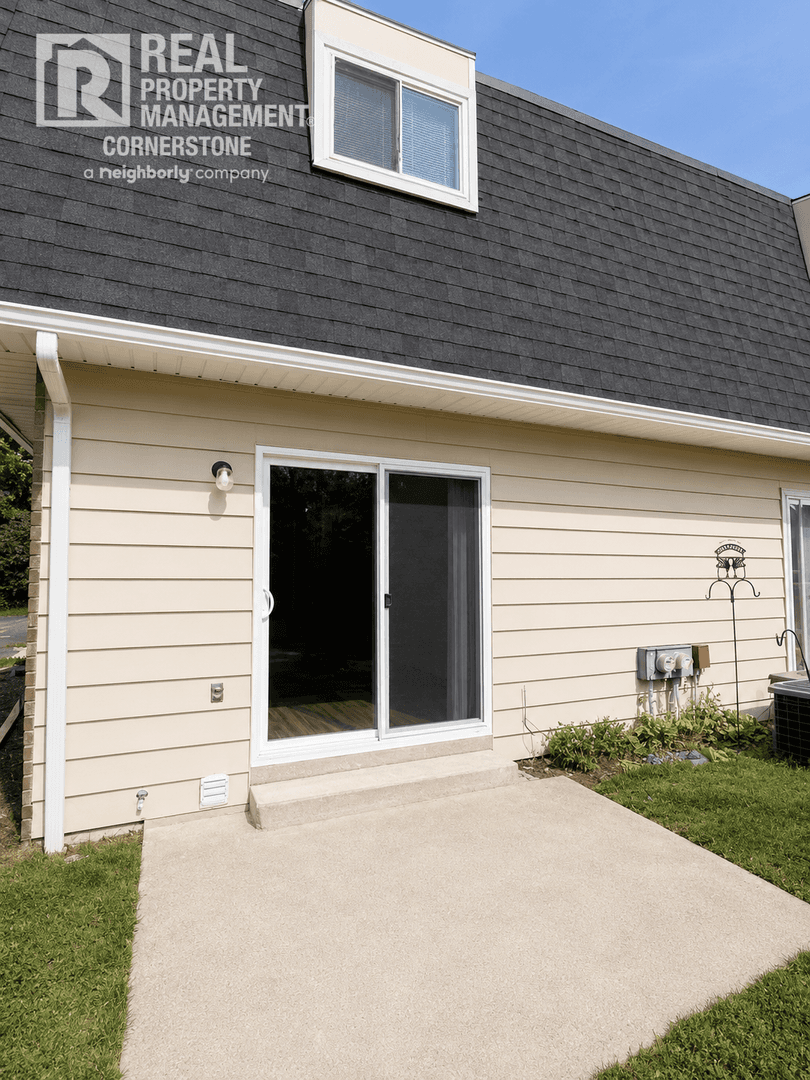 5735 E G Ave 17 of 18