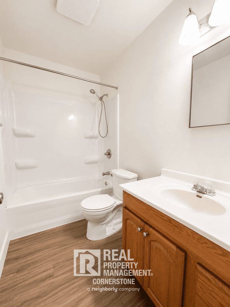 5735 E G Ave 12 of 18