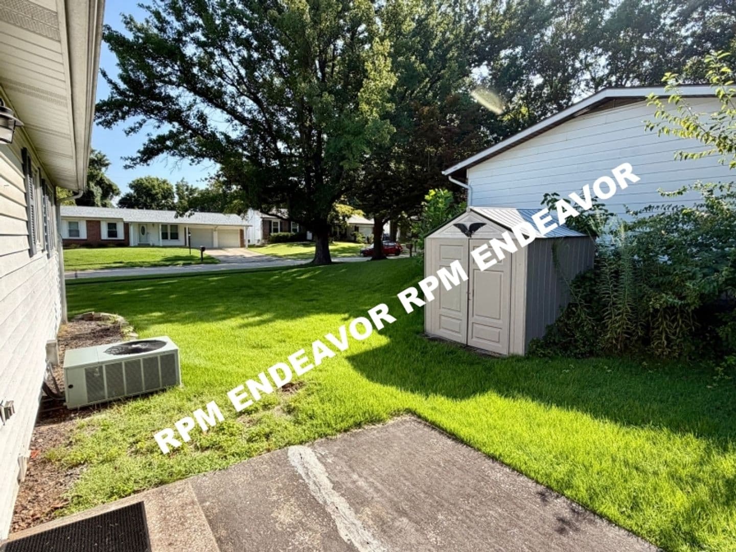 1407 La Cerros Lane 23 of 23