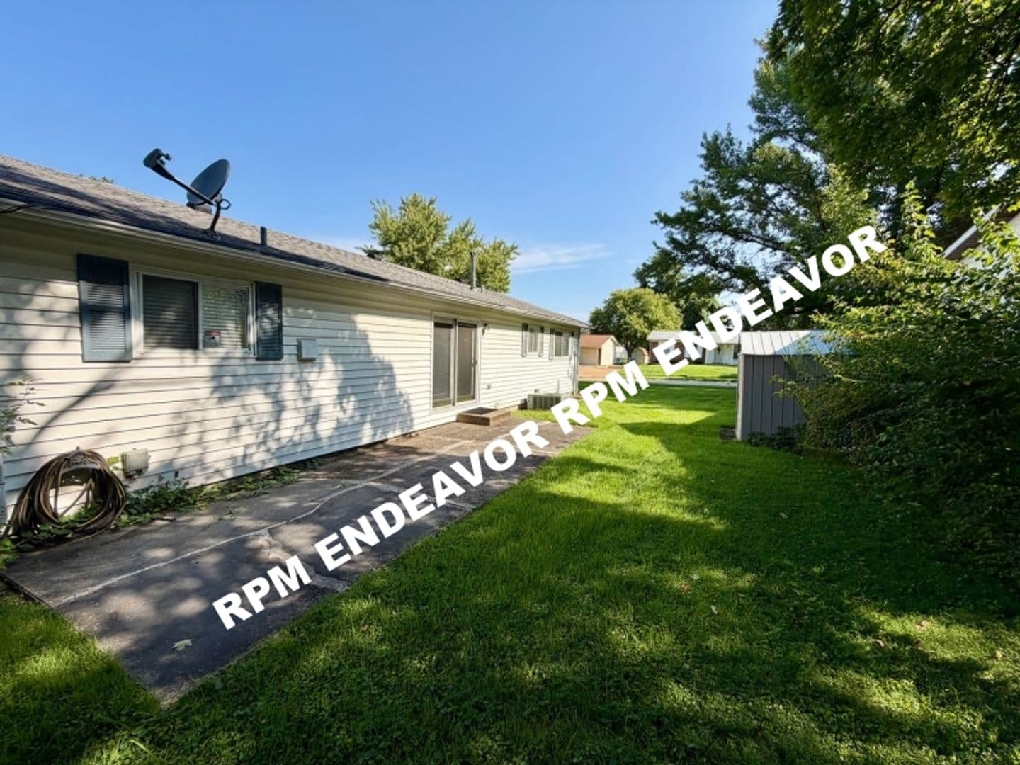 1407 La Cerros Lane 22 of 23