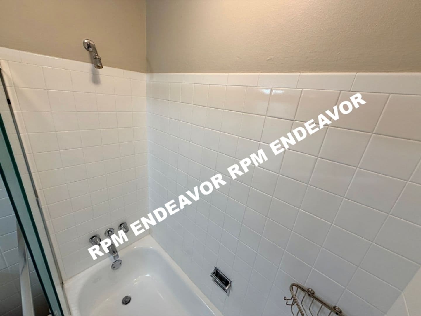 1407 La Cerros Lane 14 of 23