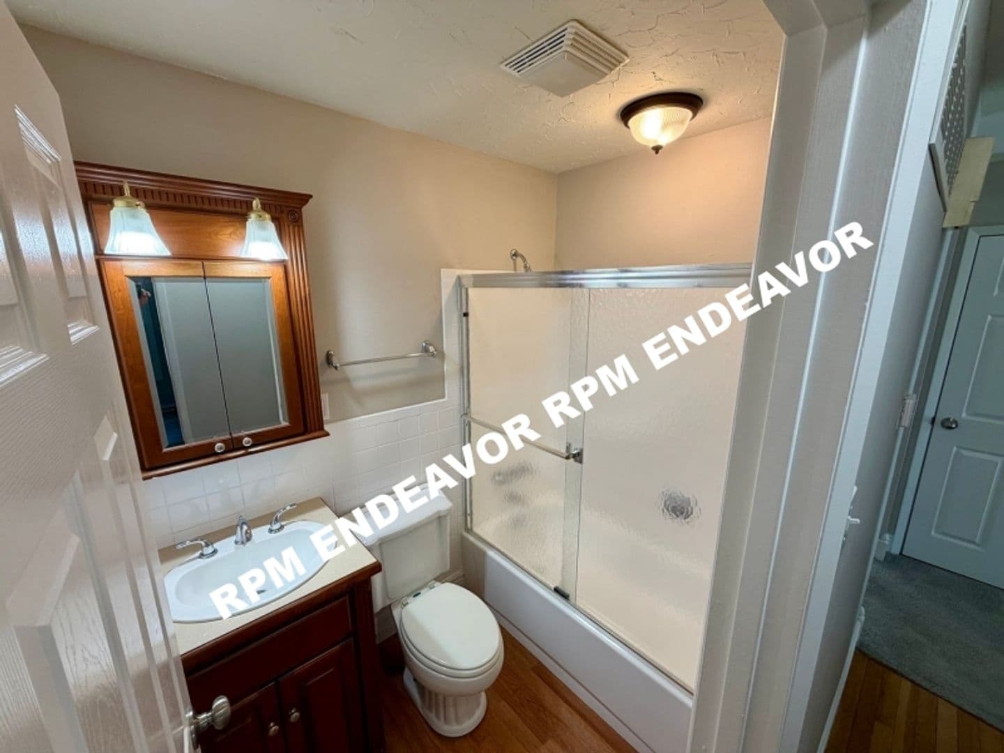1407 La Cerros Lane 13 of 23
