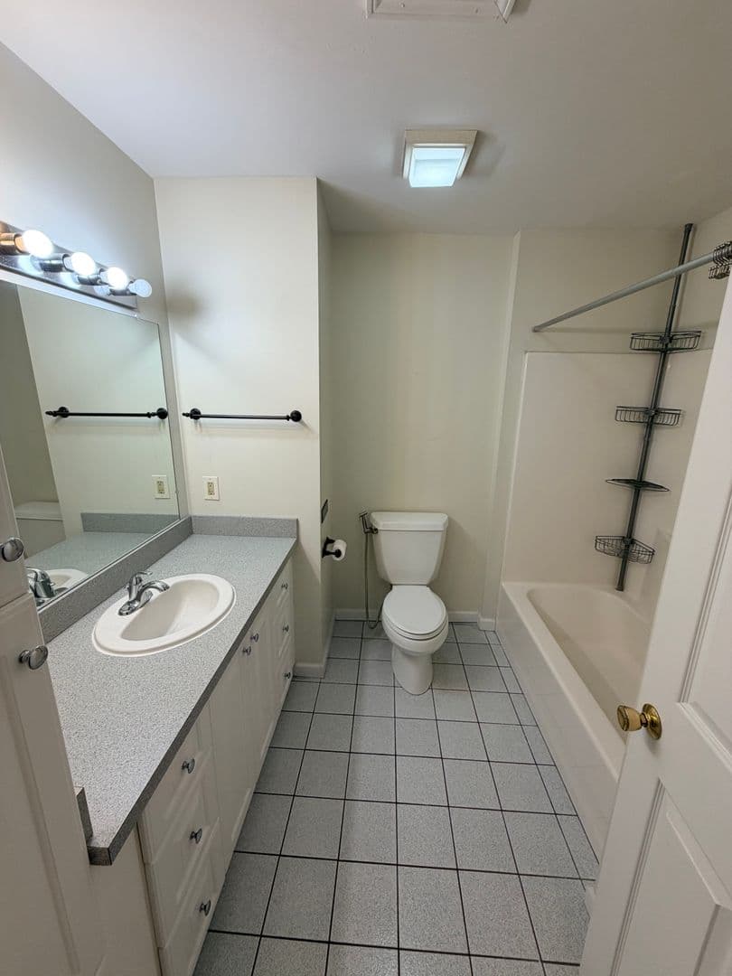 133 Walton Street Unit 130 15 of 19