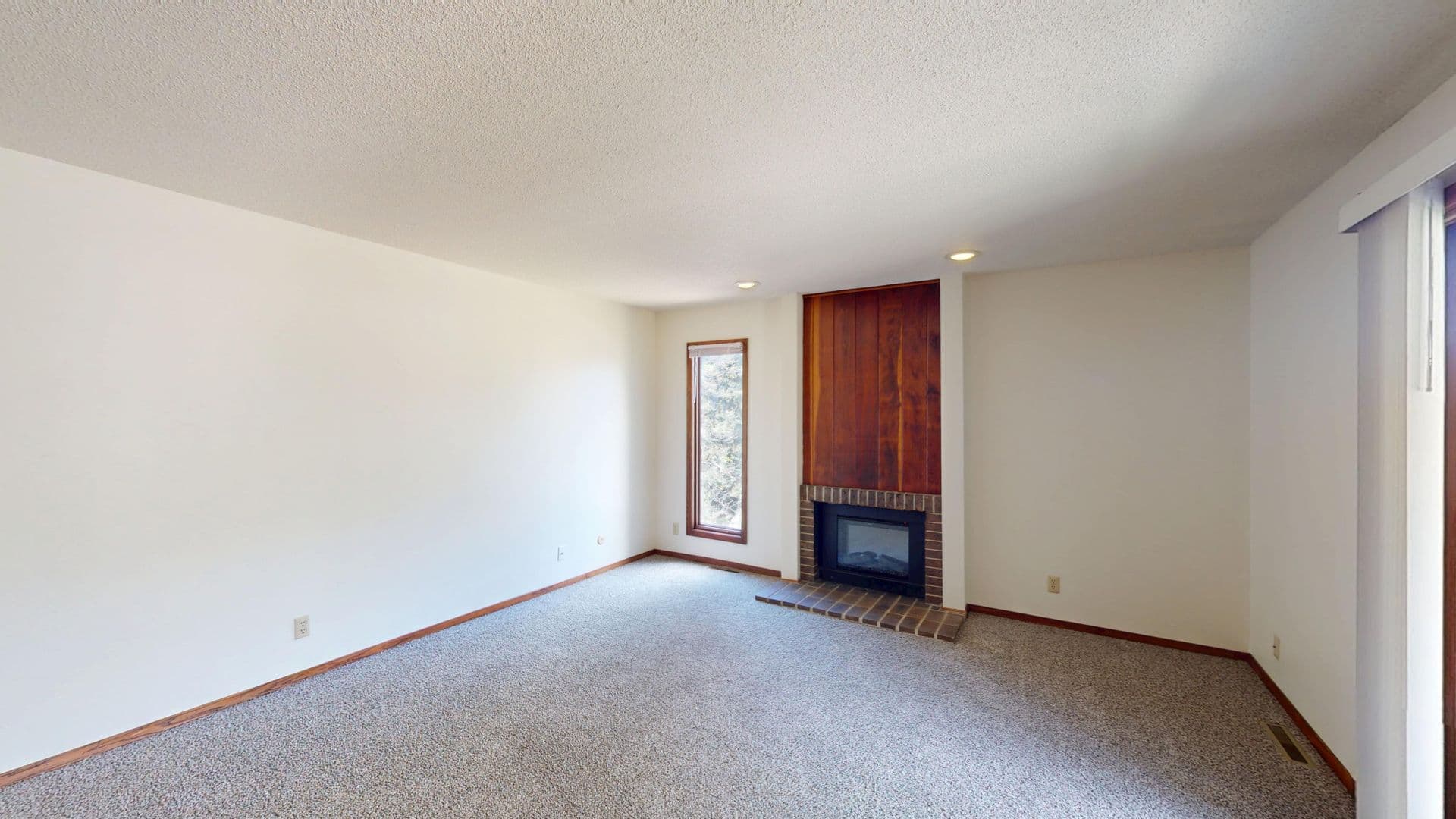 Doral Apartments 6 of 10
