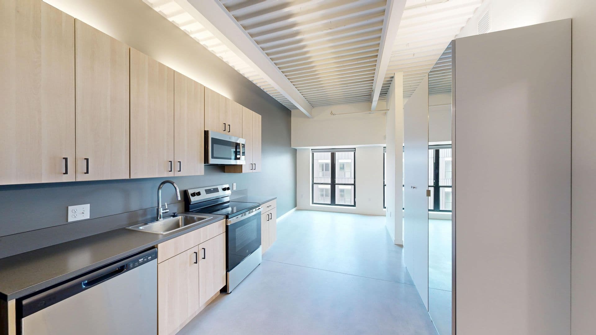 418 East Grand 1 of 7