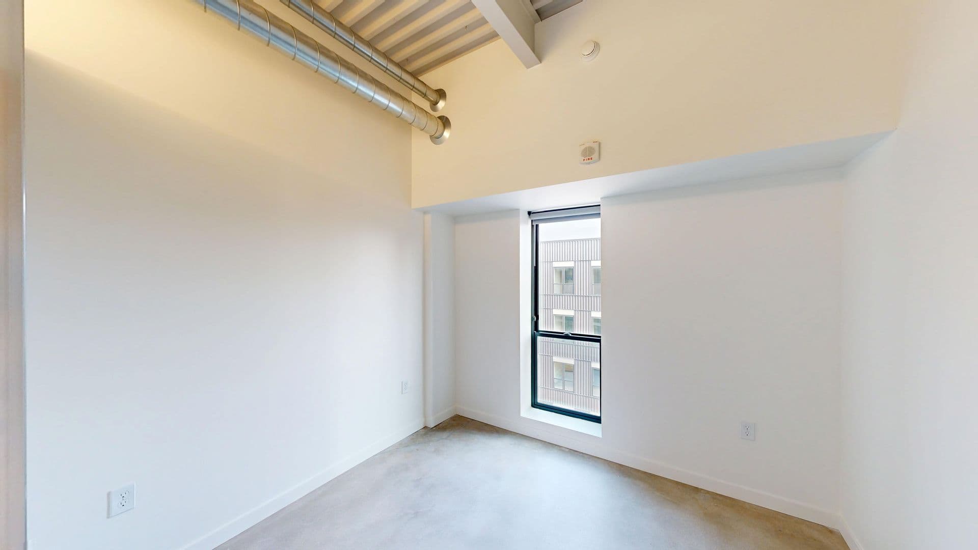 418 East Grand 6 of 11
