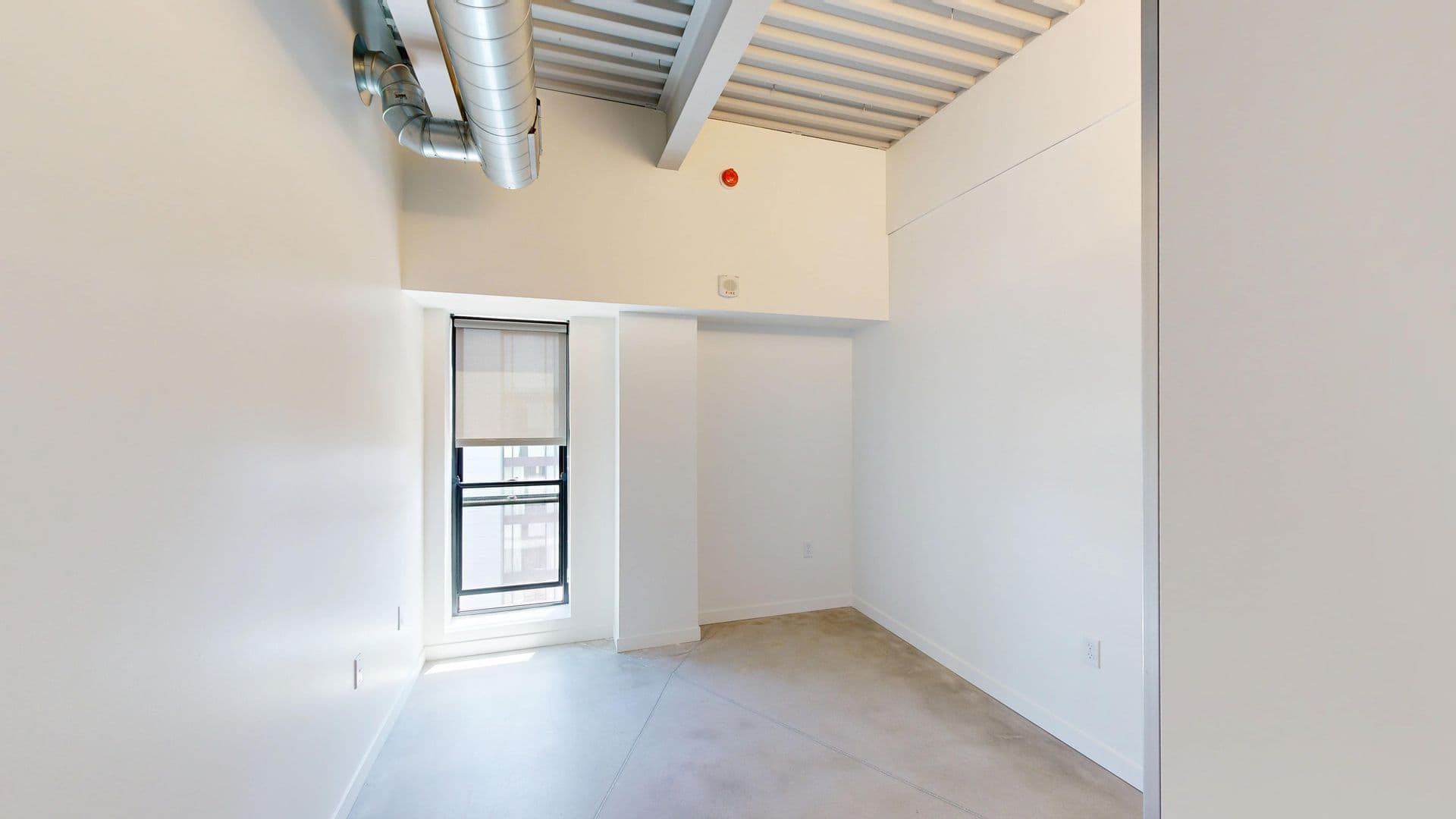 418 East Grand 9 of 10
