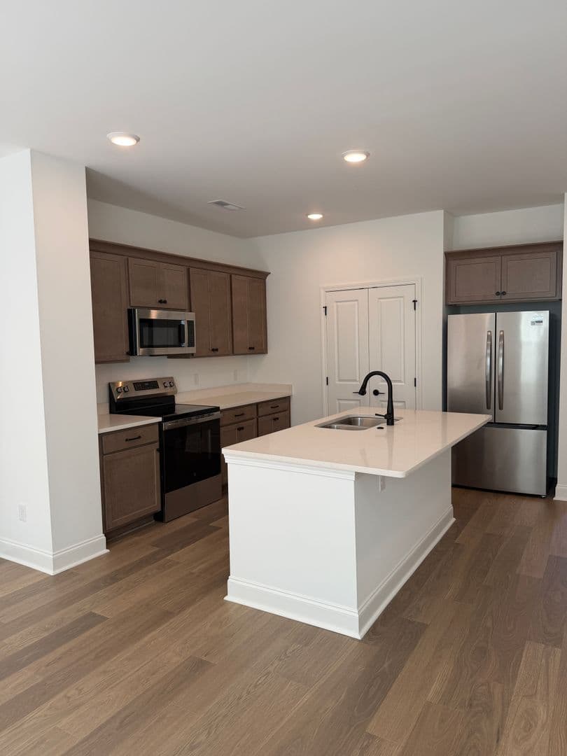 James Creek Dr-8771 14 of 36