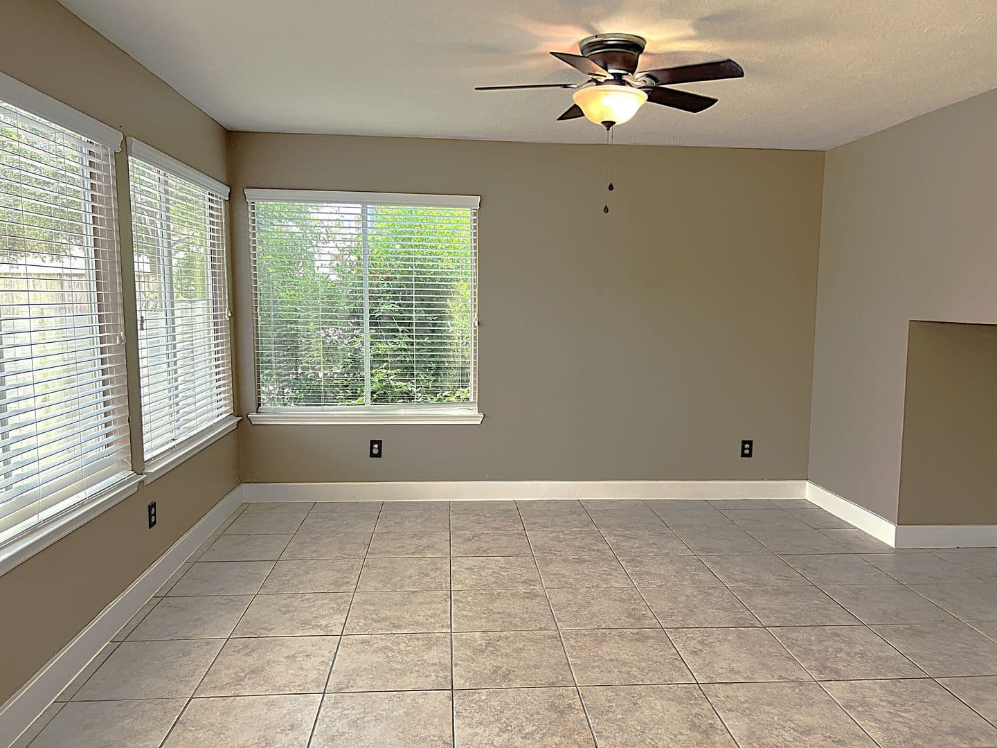 6819 Kingwood Glen Drive 10 of 35