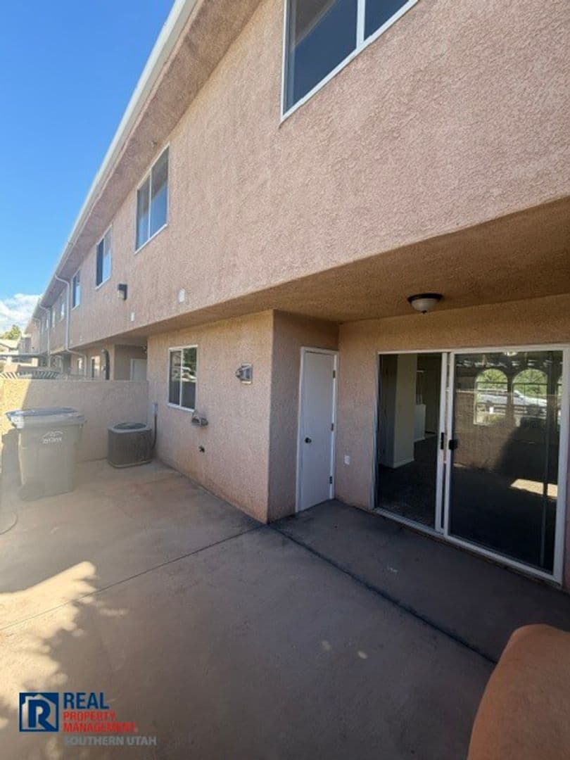 1115 N. 1570 W. #39 16 of 17