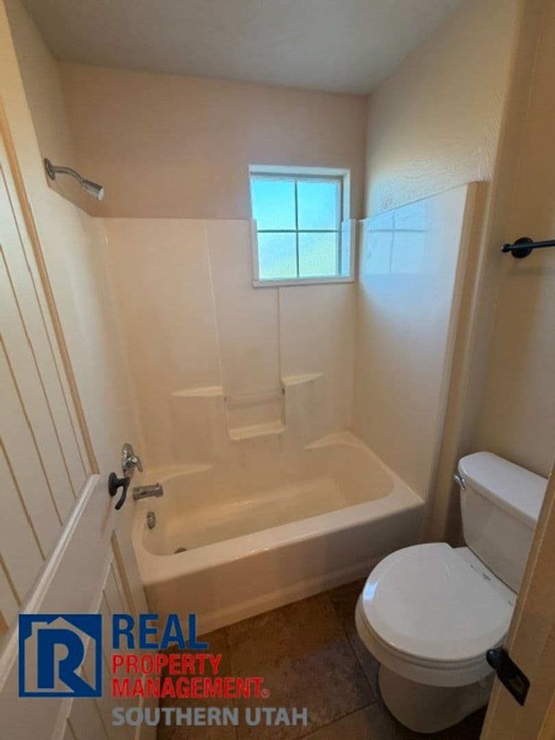 370 W Buena Vista Blvd #108 8 of 13