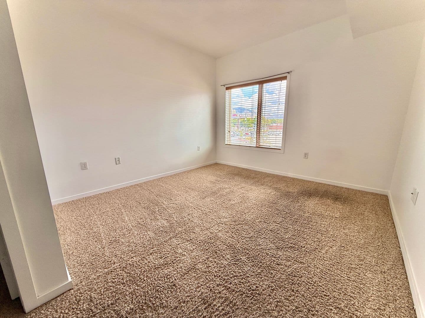 2150 S Main St #308 8 of 18