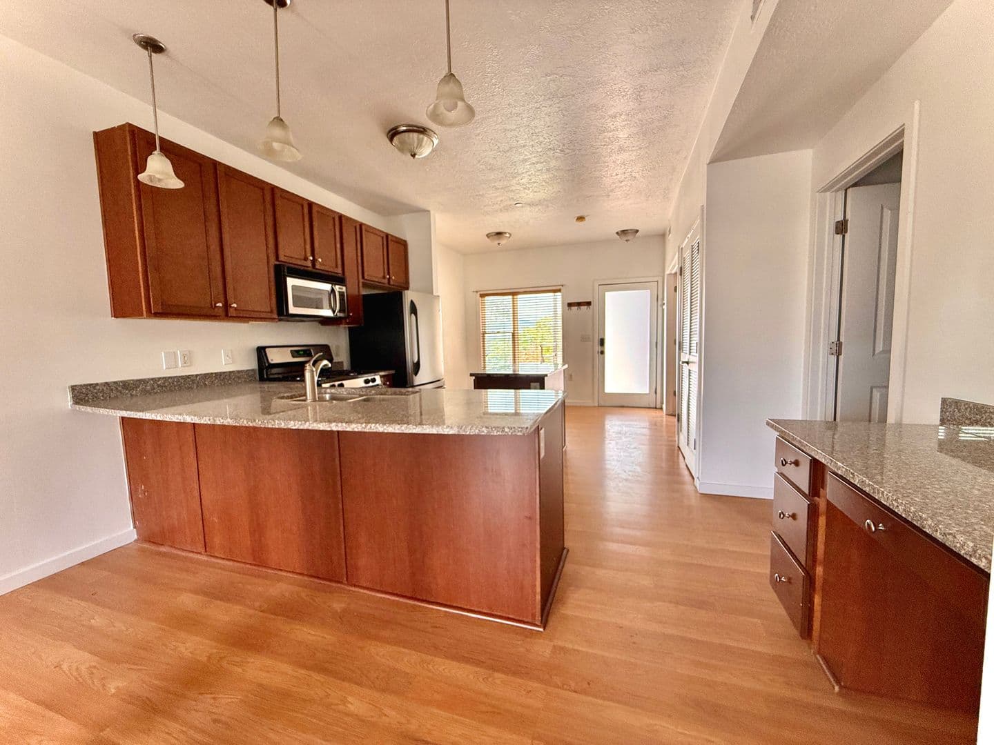 2150 S Main St #308 5 of 18