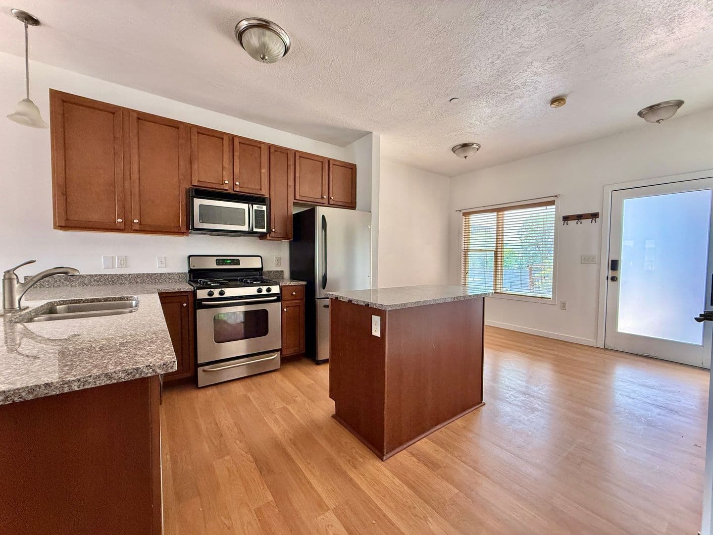 2150 S Main St #308 2 of 18