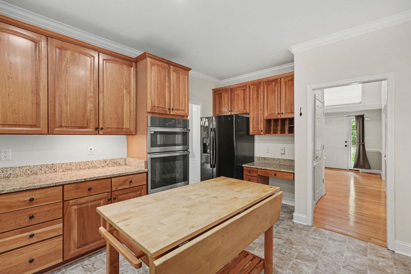 24 Crestwood Ln 19 of 38