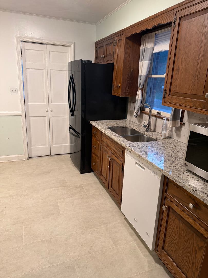 86 Venable Dr 7 of 27