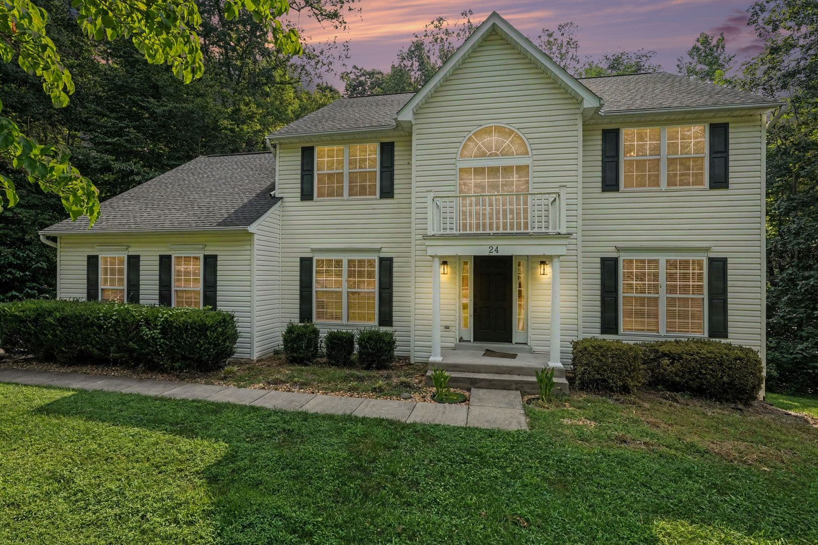 24 Crestwood Ln 1 of 38