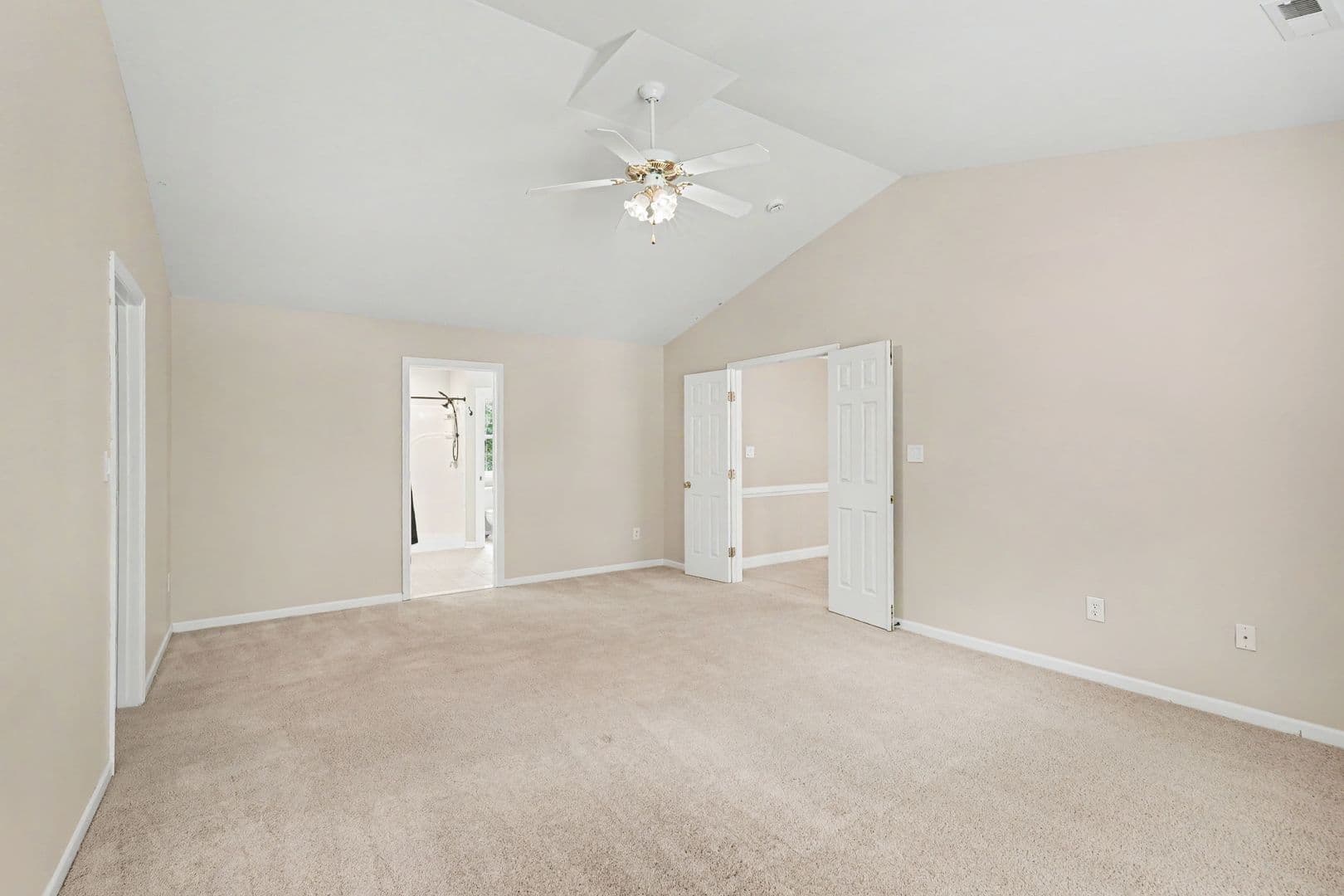 24 Crestwood Ln 4 of 38