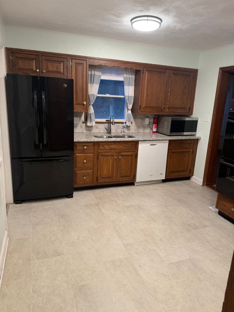 86 Venable Dr 8 of 27