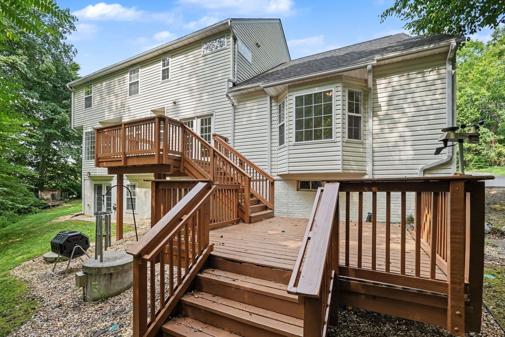24 Crestwood Ln 9 of 38