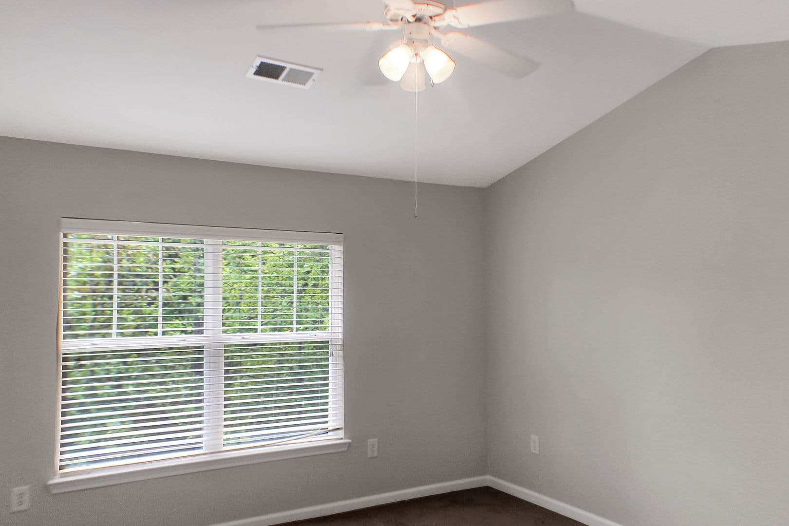 Candlewood Ct 1855 14 of 27