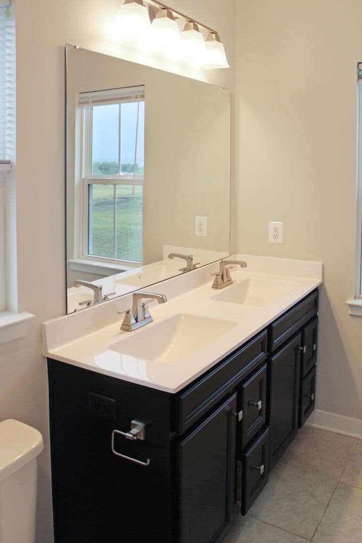Lockwood Dr 2061 23 of 28