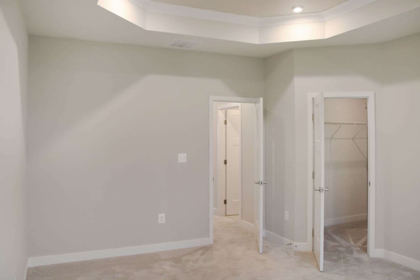 Lockwood Dr 2061 18 of 28