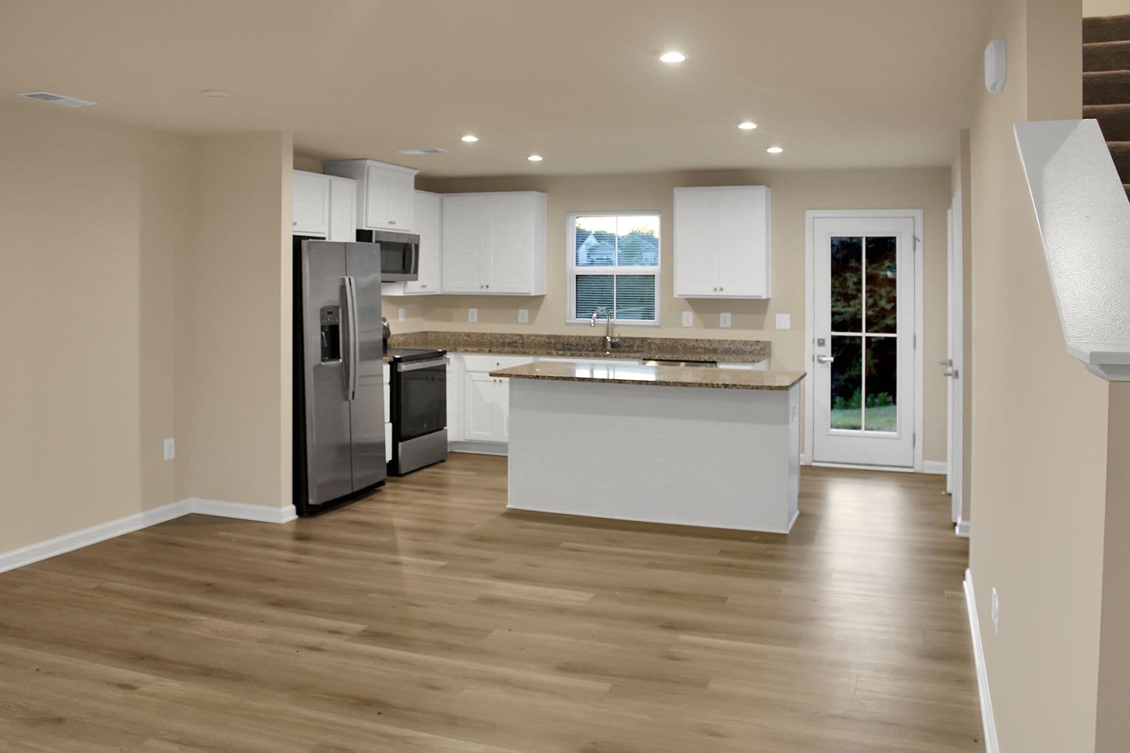 Glacier Ave 80 6 of 31
