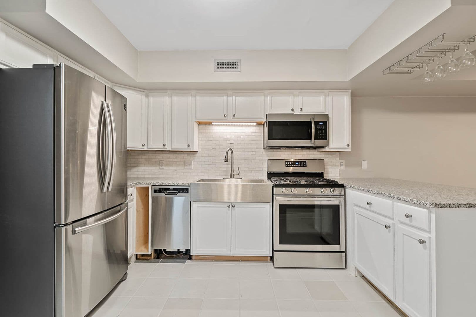 604 E. Iredell Avenue 19 of 19