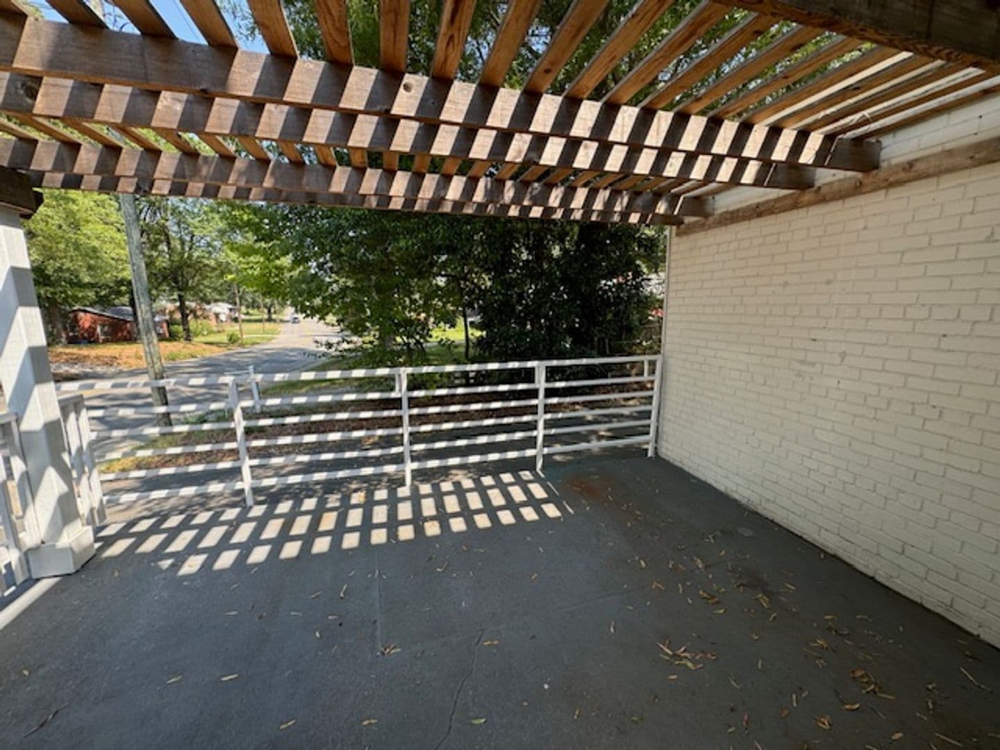 604 E. Iredell Avenue 19 of 19