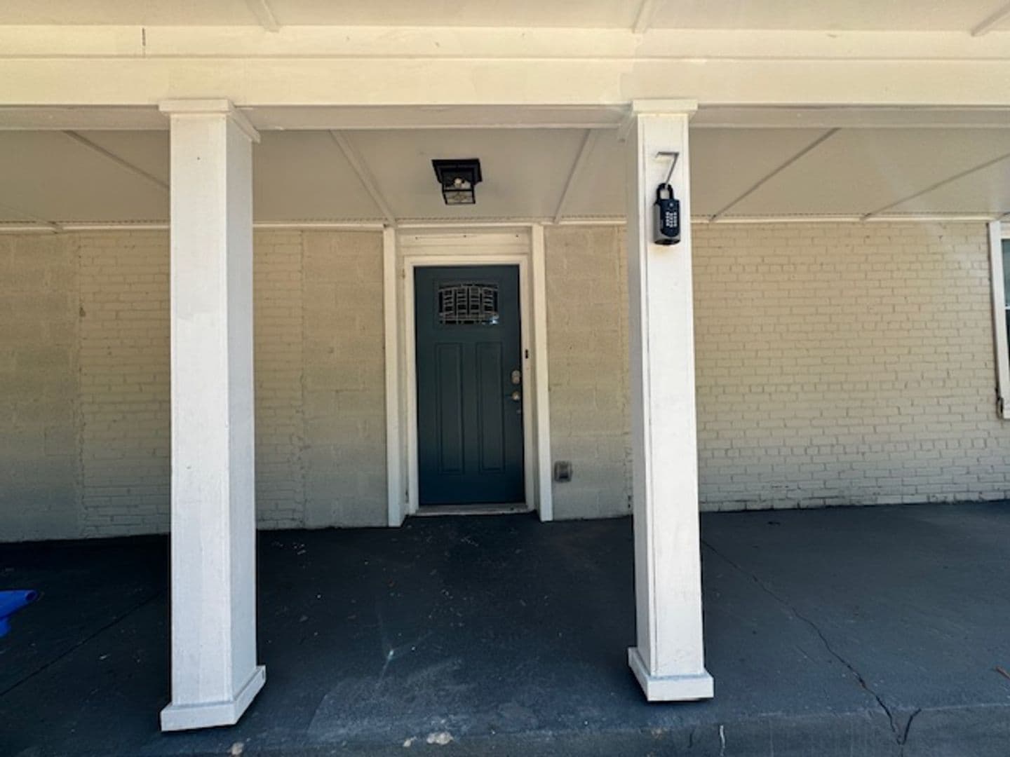 604 E. Iredell Avenue 3 of 19