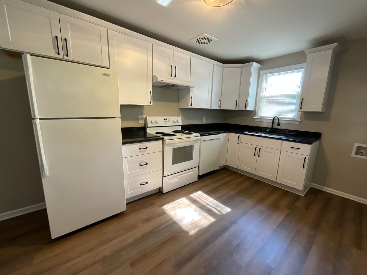 1413 Gracewood Dr. 8 of 21
