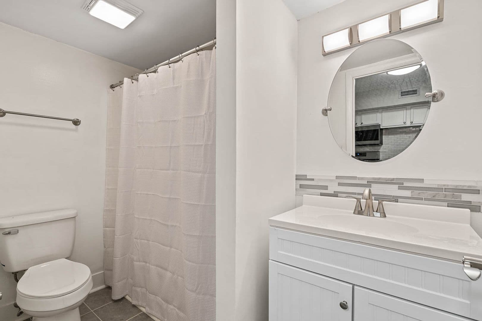 604 E. Iredell Avenue 5 of 19