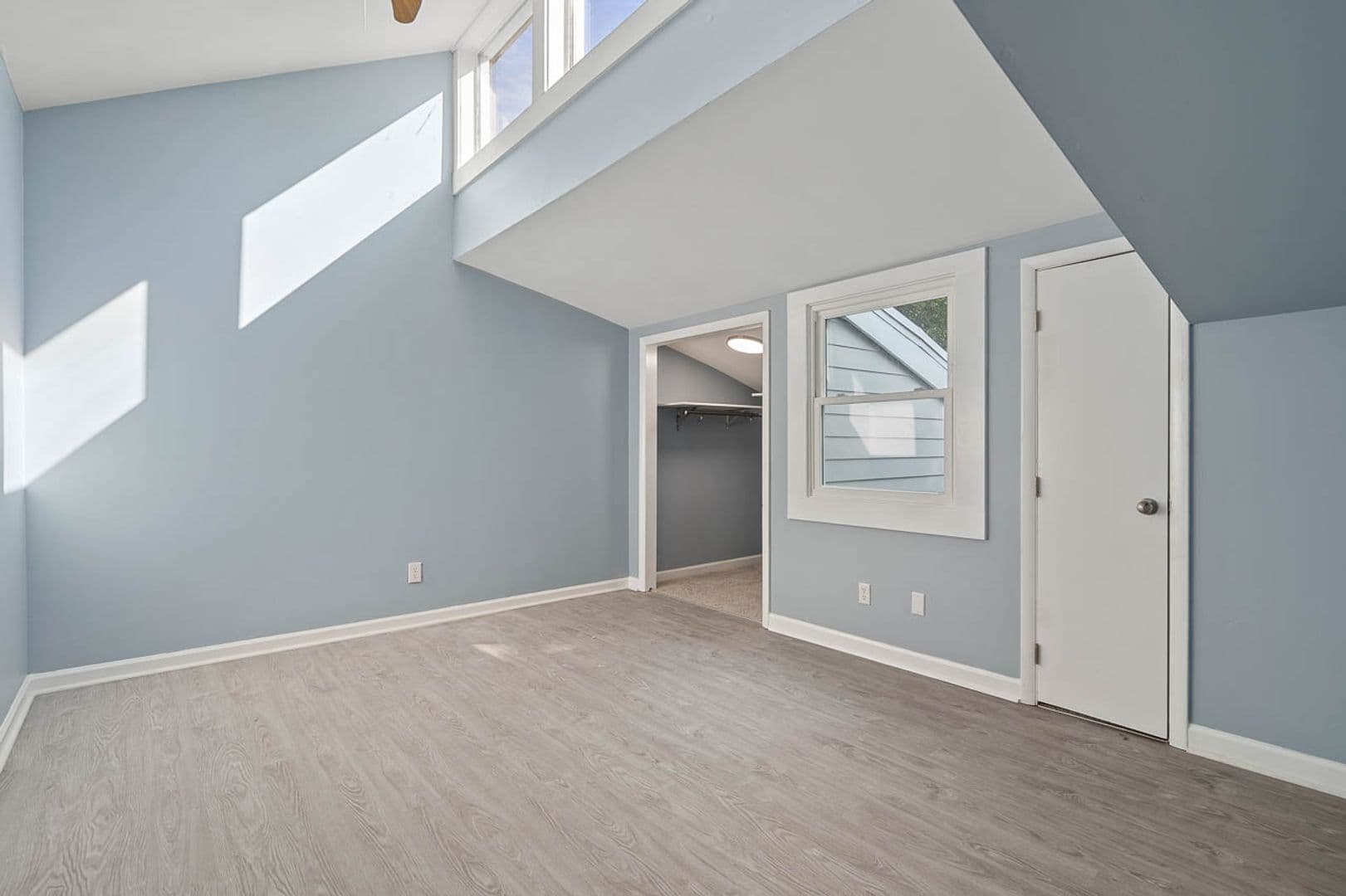 604 E. Iredell Avenue 16 of 19