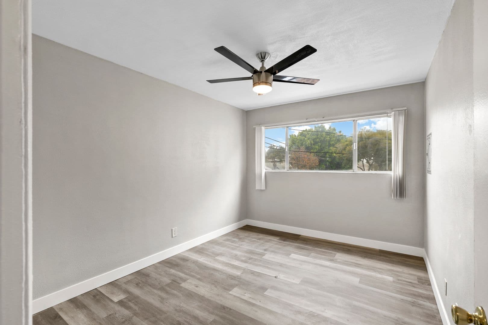 19th Street Apartments 4 of 9