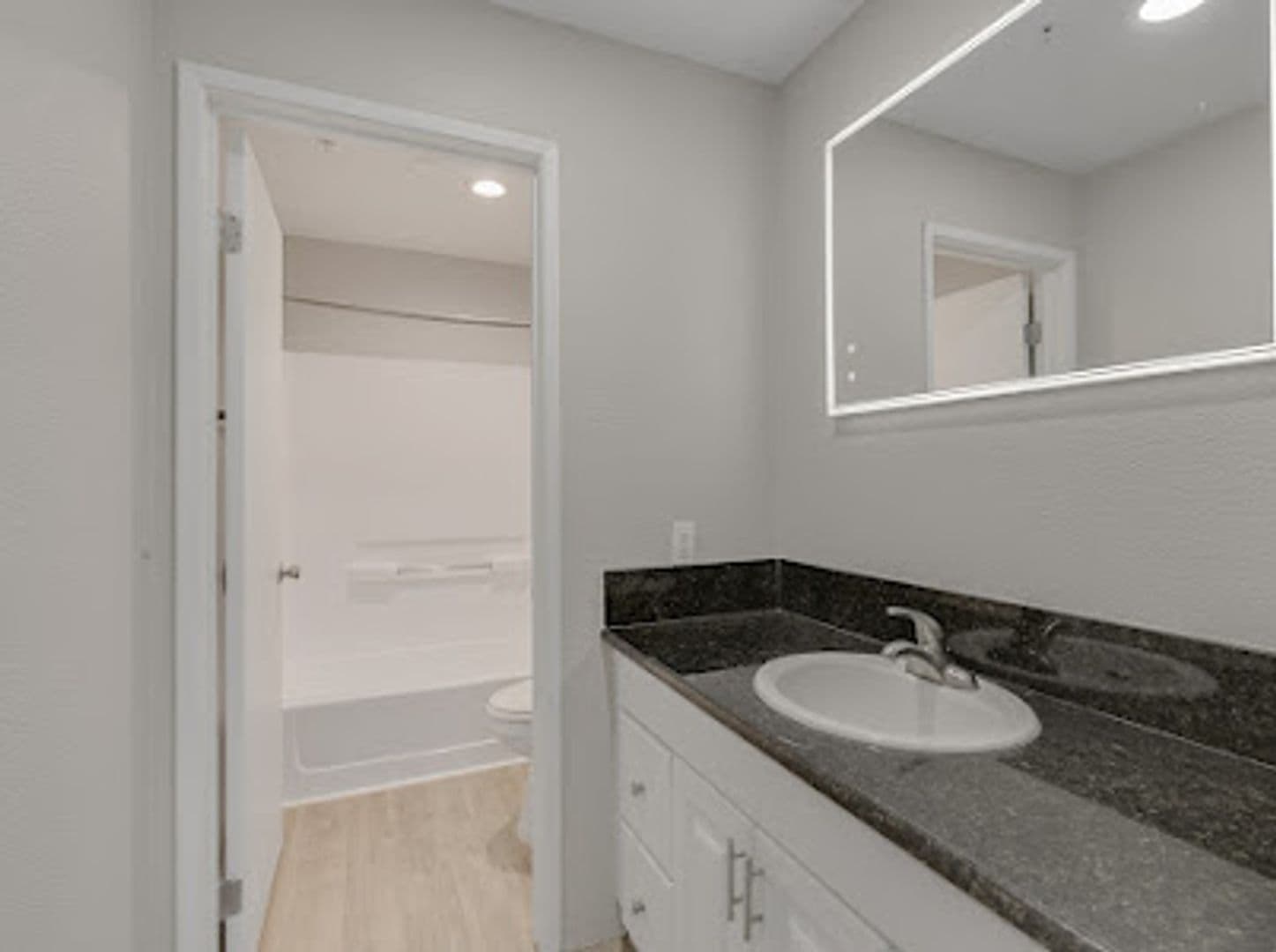 Park City Walk Apartments 4 of 12