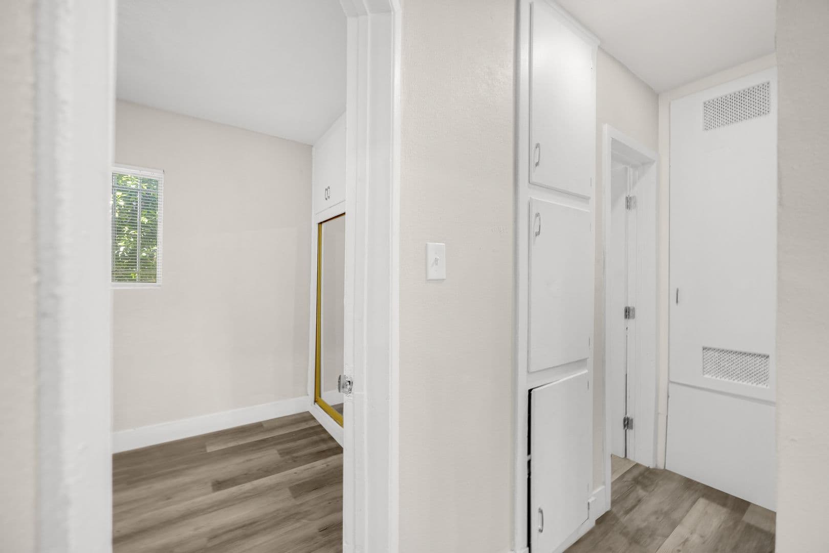 Lakewood Apartments 14 of 15