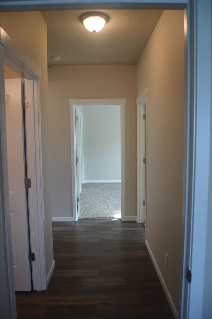Rushing May's Landing Apartments 6 of 12