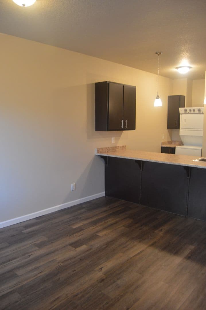 Rushing May's Landing Apartments 3 of 8