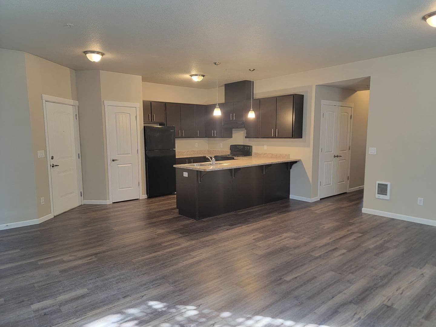 Rushing May's Landing Apartments 1 of 9