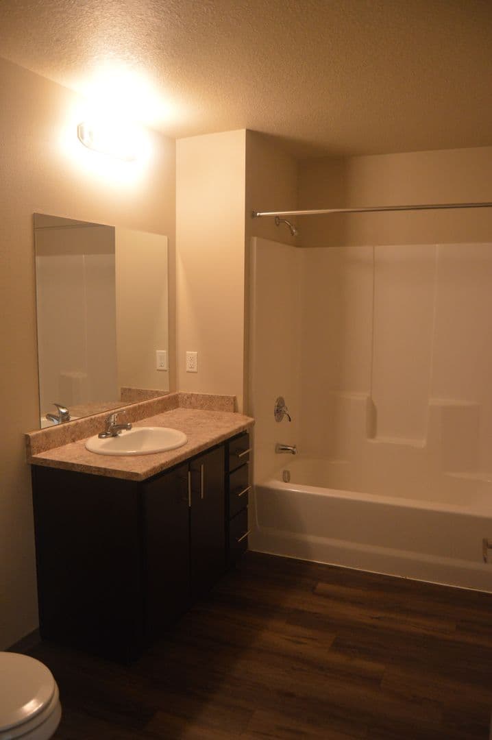 Rushing May's Landing Apartments 7 of 9