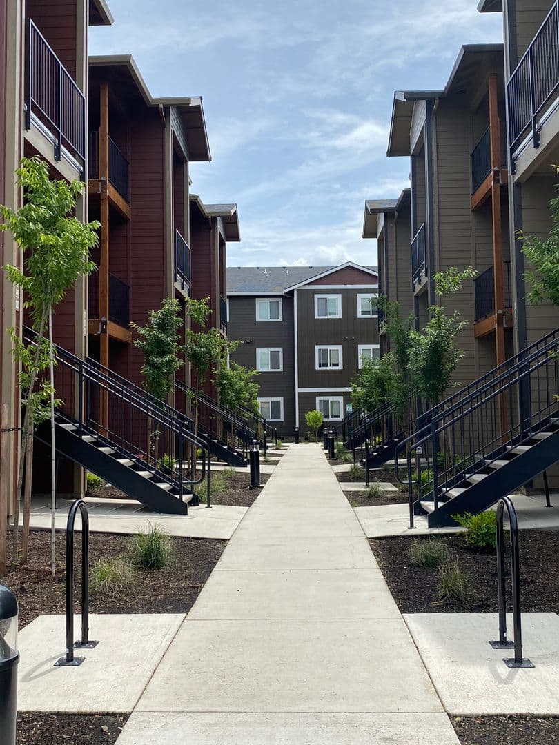 Rushing May's Landing Apartments 14 of 18