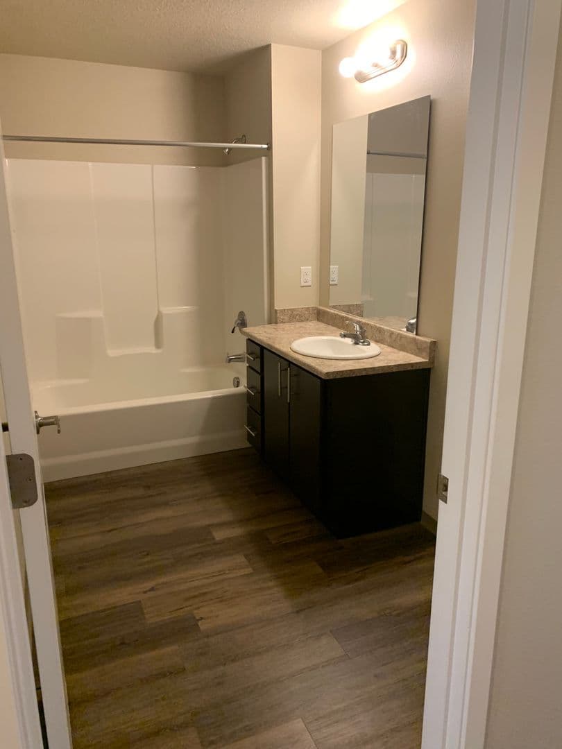 Rushing May's Landing Apartments 5 of 15