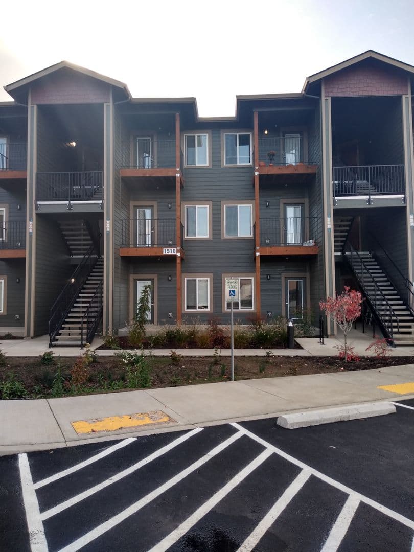 Rushing May's Landing Apartments 14 of 14
