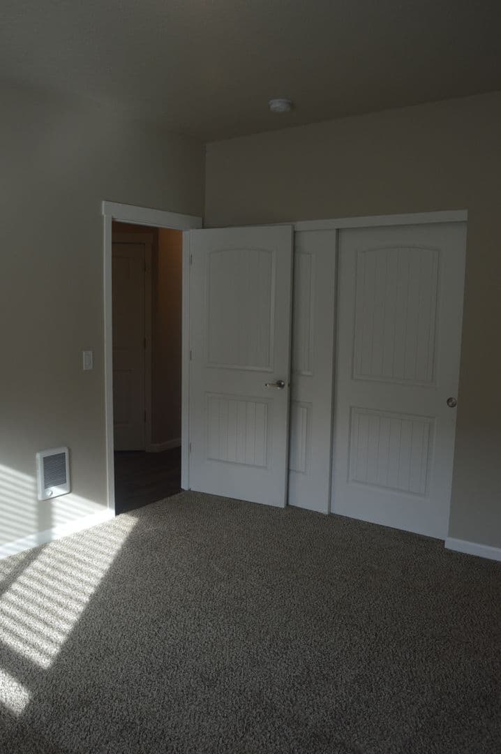 Rushing May's Landing Apartments 5 of 18