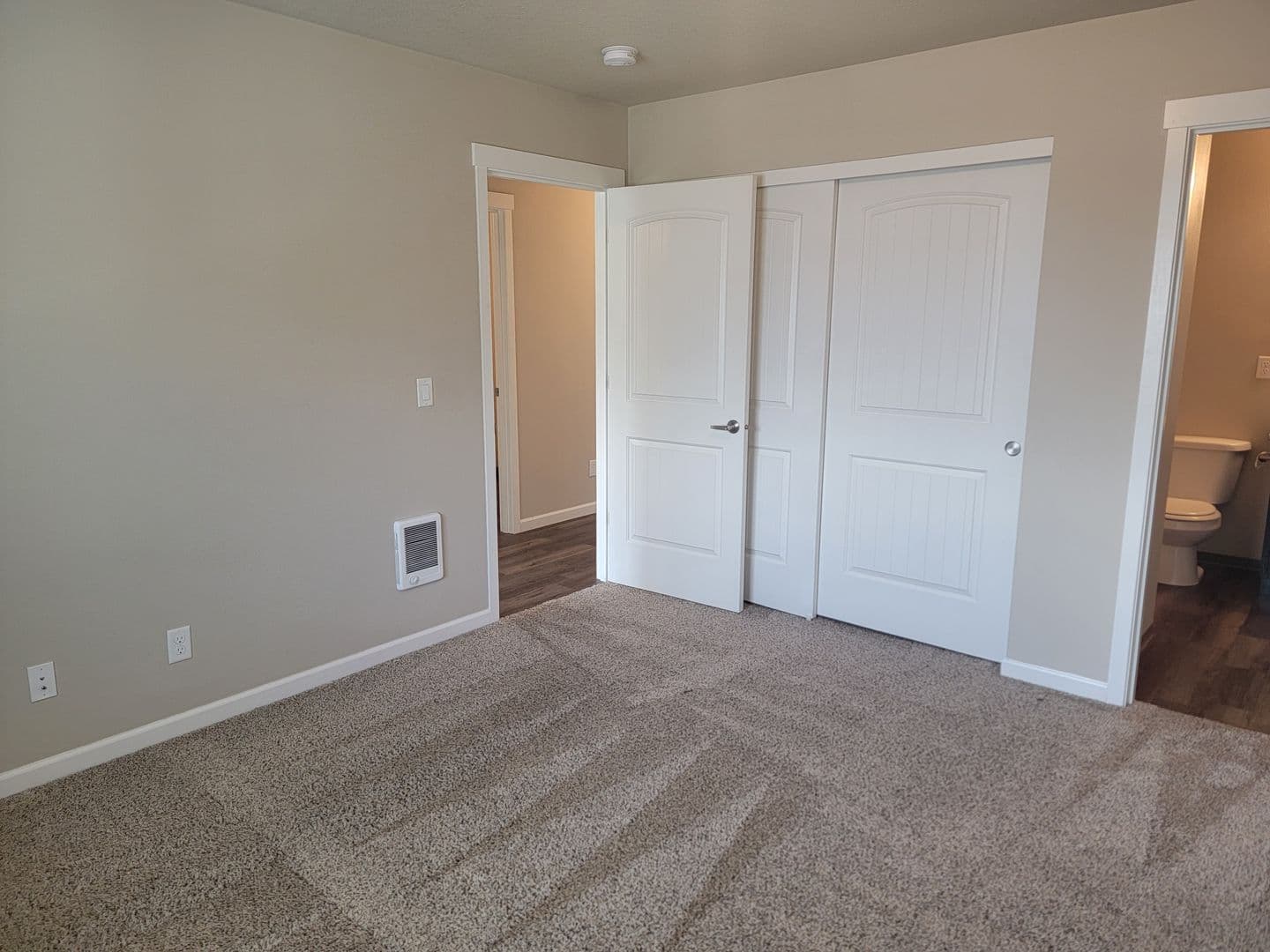 Rushing May's Landing Apartments 10 of 14
