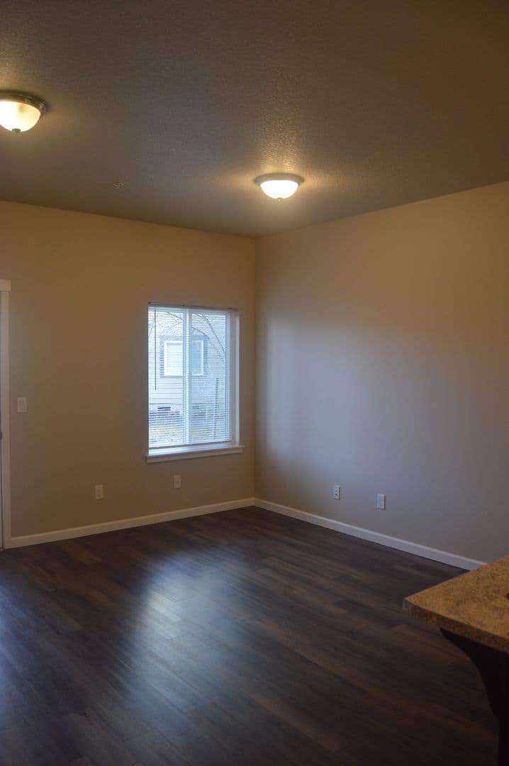 Rushing May's Landing Apartments 3 of 7
