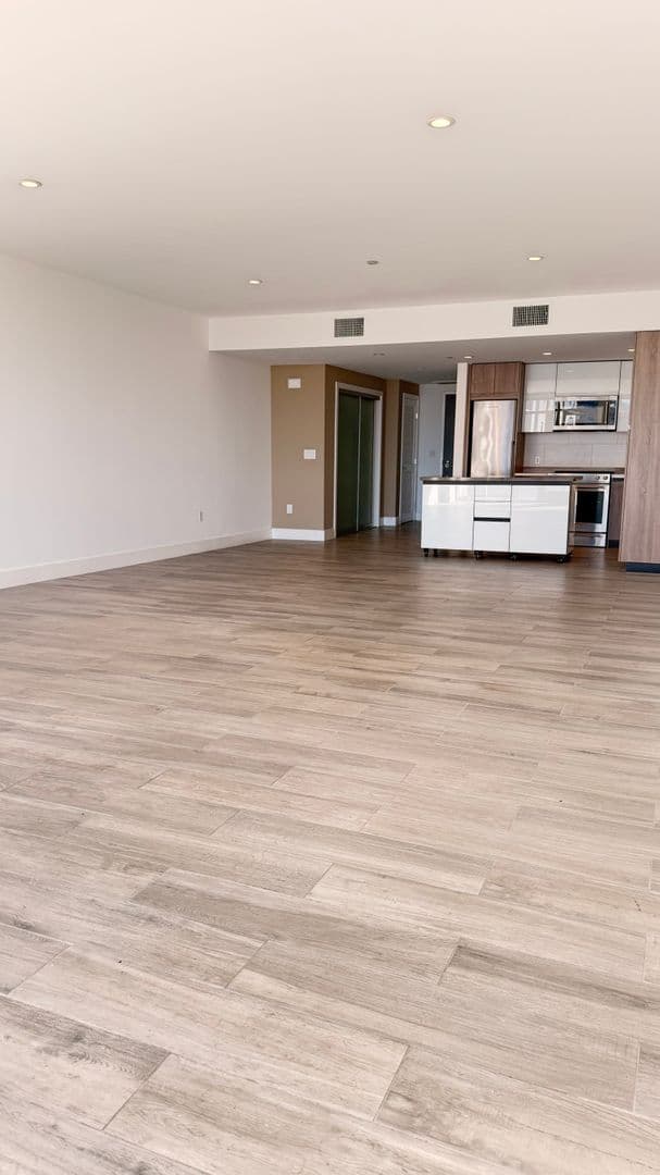 The Lofts on La Brea 4 of 7