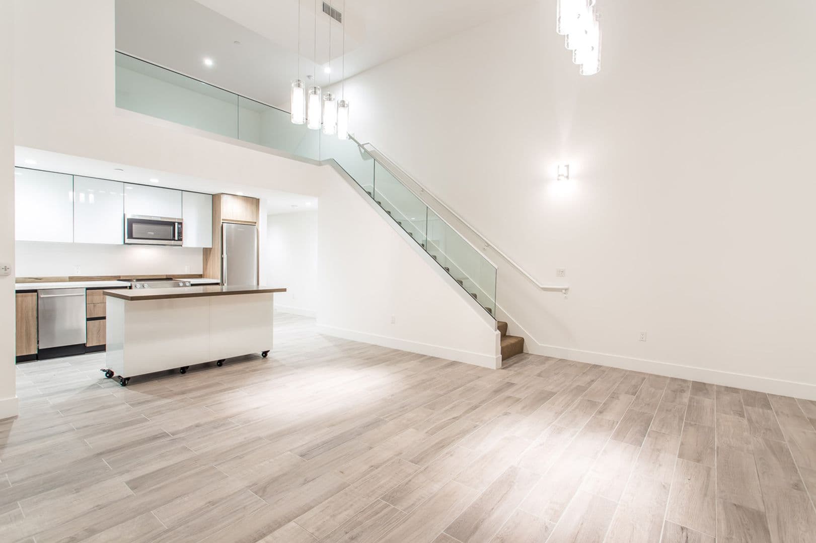 The Lofts on La Brea 5 of 32