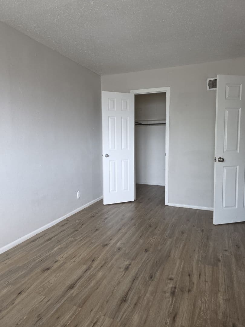 Littlefield Townhomes 16 of 19